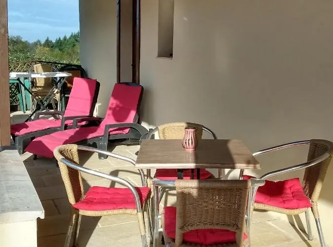 ベッド・アンド・ブレックファスト L'auberge 4*